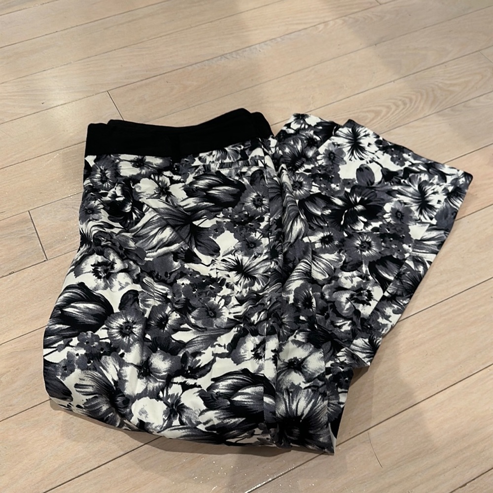 Express Columnist Floral Pant Size 10R
